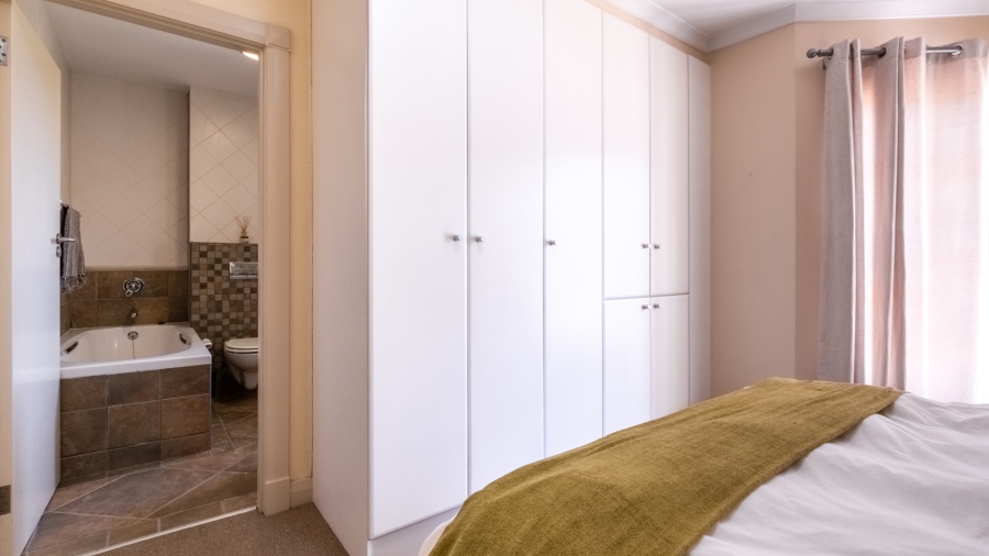 3 Bedroom Property for Sale in Strand North Western Cape